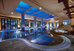 Grand Hyatt Dubai - Hotel Overview