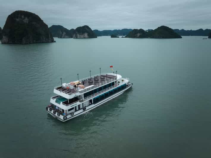 Halong Bay 6 Hours Trip by VDREAM Cruise in the Afternoon