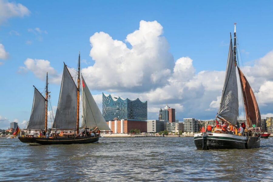 Hamburg Neustadt: Walking Tour With Audio Guide on App - Tour Overview