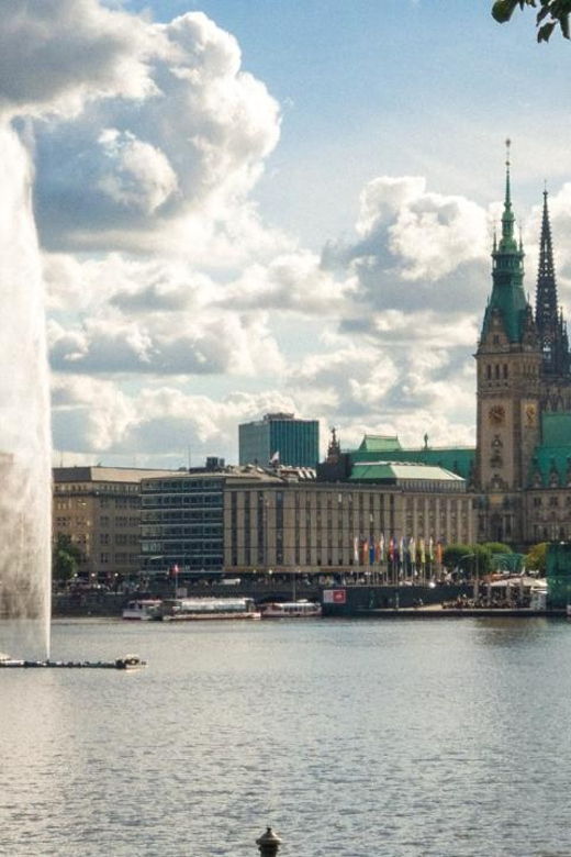 Hamburg: Selfguided Audiotour Old Town and City Center - Tour Overview and Pricing