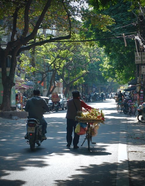 Hanoi: Explore Backstreets & Local Life