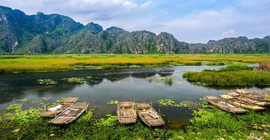 Hanoi: Hoa Lu, Trang an and Mua Cave Luxury Tour With Lunch
