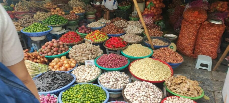 Hanoi Old Quarter: Cultural and Historical Walking Tour - Tour Overview and Details