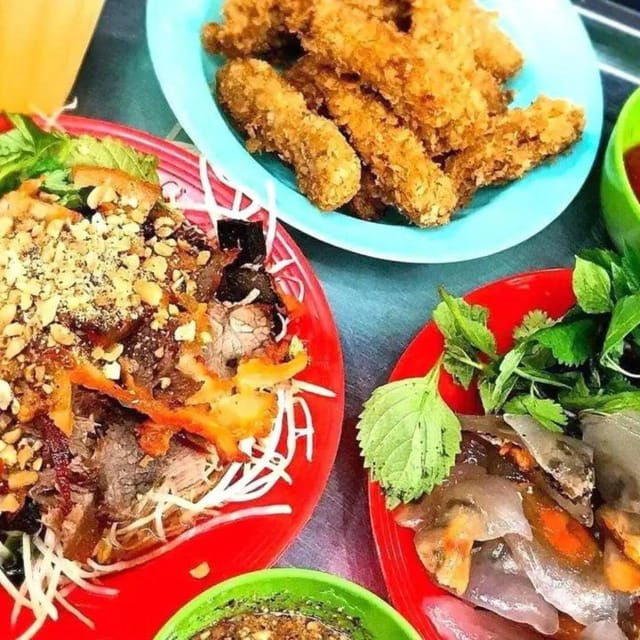 Hanoi Street Food Must- Try Experience
