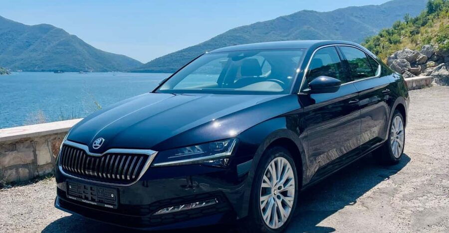 Herceg Novi: Private Transfer to Dubrovnik Airport