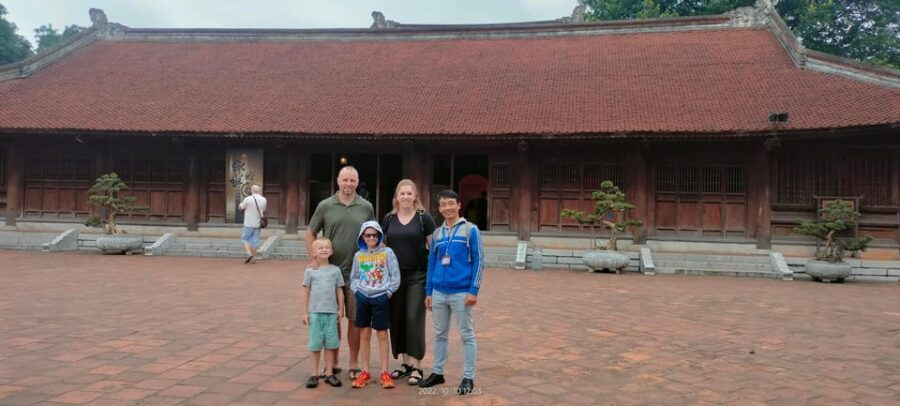 Highlight Hanoi City Tour With Train Street. - Itinerary Details