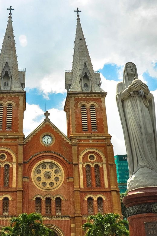 HO CHI MINH CITY FULL DAY PREMIER GROUP TOUR