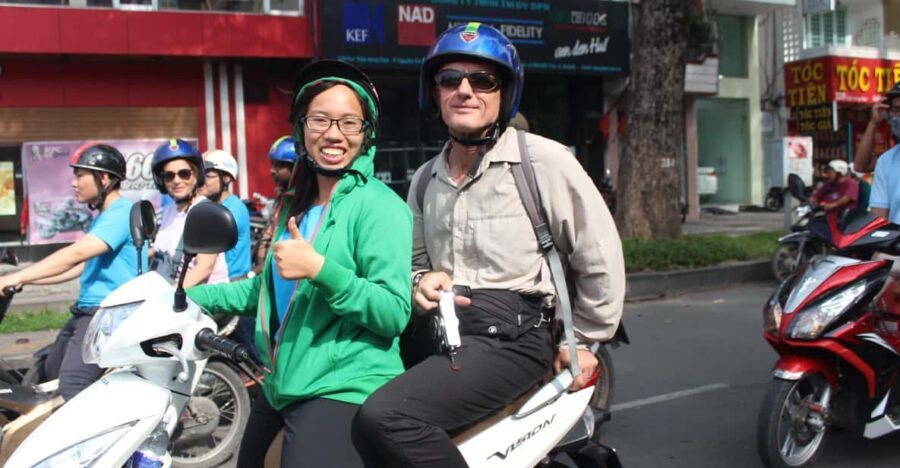 Ho Chi Minh: City Tour by Motorbike With Beef Noodles