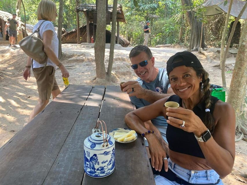 Ho Chi Minh: Cu Chi Tunnels Exploration Tour & Local Guide