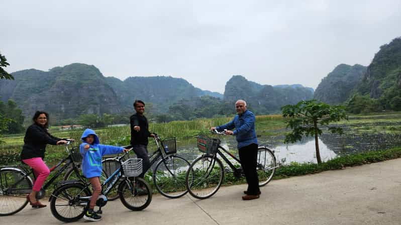 HOA LU – TAM COC – MUA CAVE – 1 DAY TRIP BY LIMOUSINE