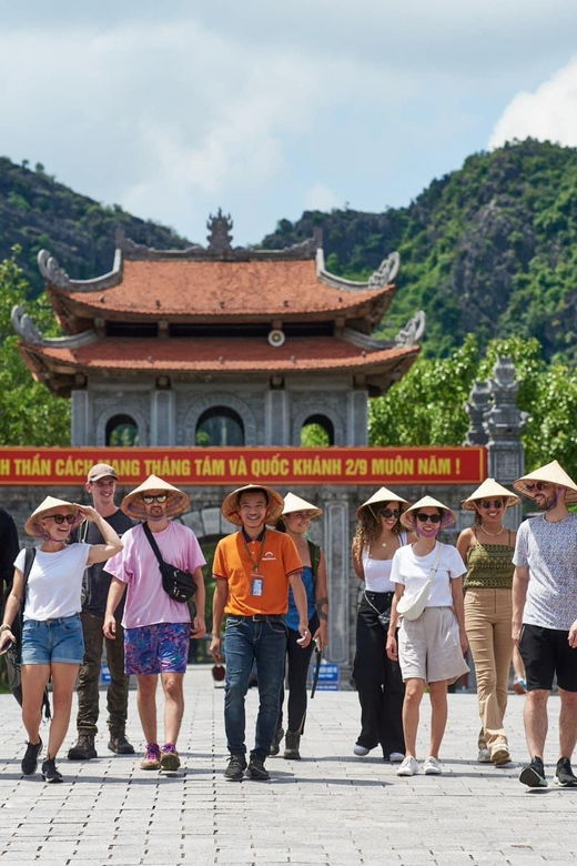 Hoa Lu – Trang An: Ninh Binh Tour From Hanoi | Vietnam