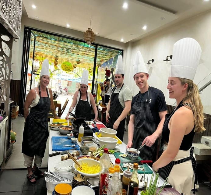 Hoi an Authentic Cooking Class With Pro Chef in Small Group