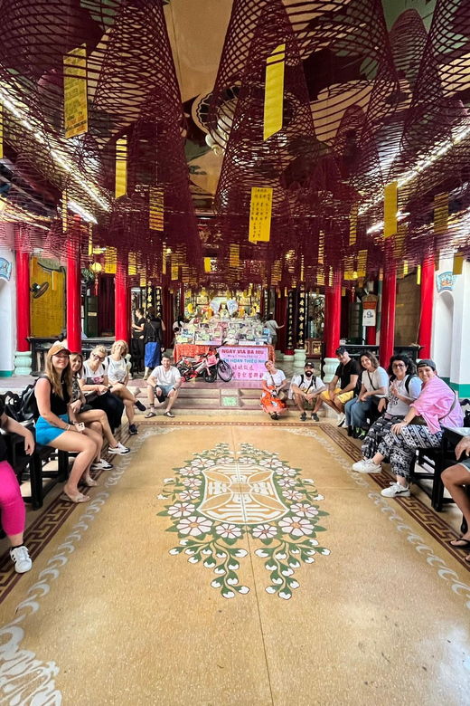 Hoi An City Exploration: Boat Ride & Flower Lantern Release
