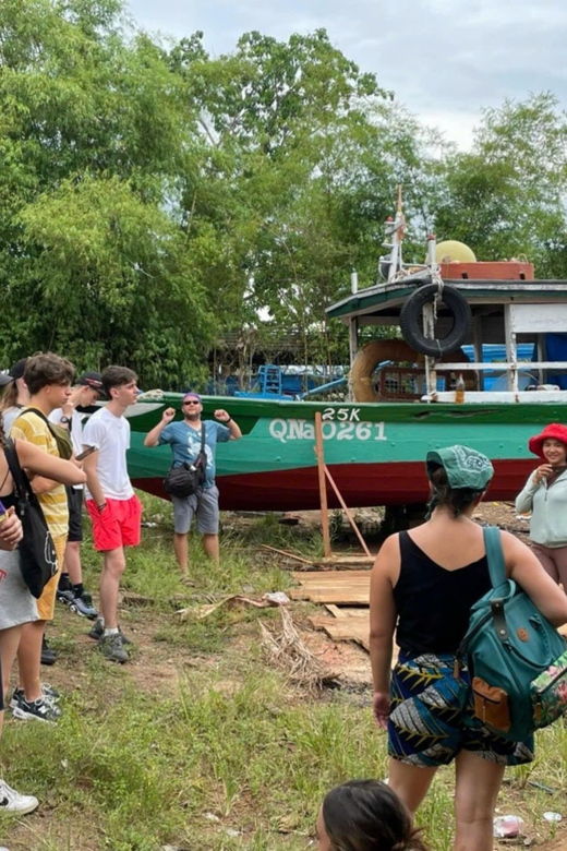 Hoi An: Countryside Biking Handicraft Villages Halfday Tour