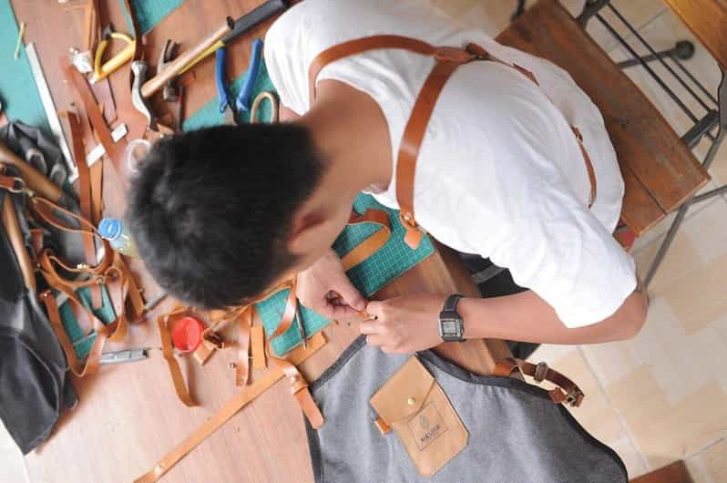 Hoi An: Experience Handmade Leather Making in Oldtown - Crafting Leather Goods