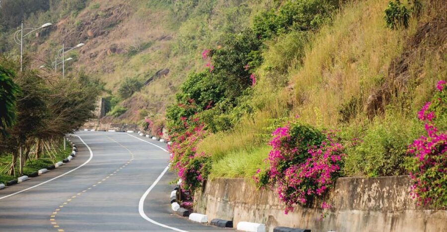 HOI AN: Marble Mountains, Monkey Mountain & Am Phu Cave