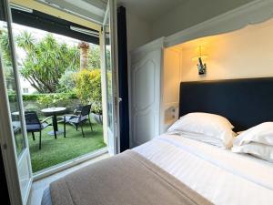 Hotel De Provence - Hotel Overview and Location