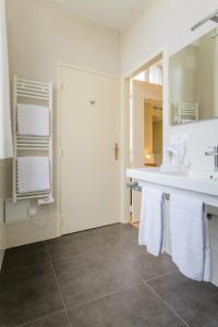 Hotel Grand Monarque - Hotel Overview