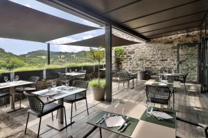 Hotel Joyet De Maubec - Hotel Overview