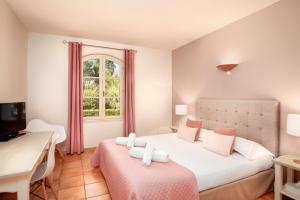 Hotel La Bastide Saint Martin - Hotel Overview and Location