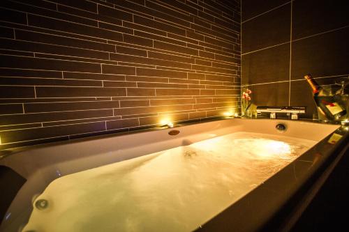 Hotel La Santa - Hotel Overview and Location