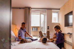 Hotel Le Patio De Victor, Lorient - Ideal Location Details