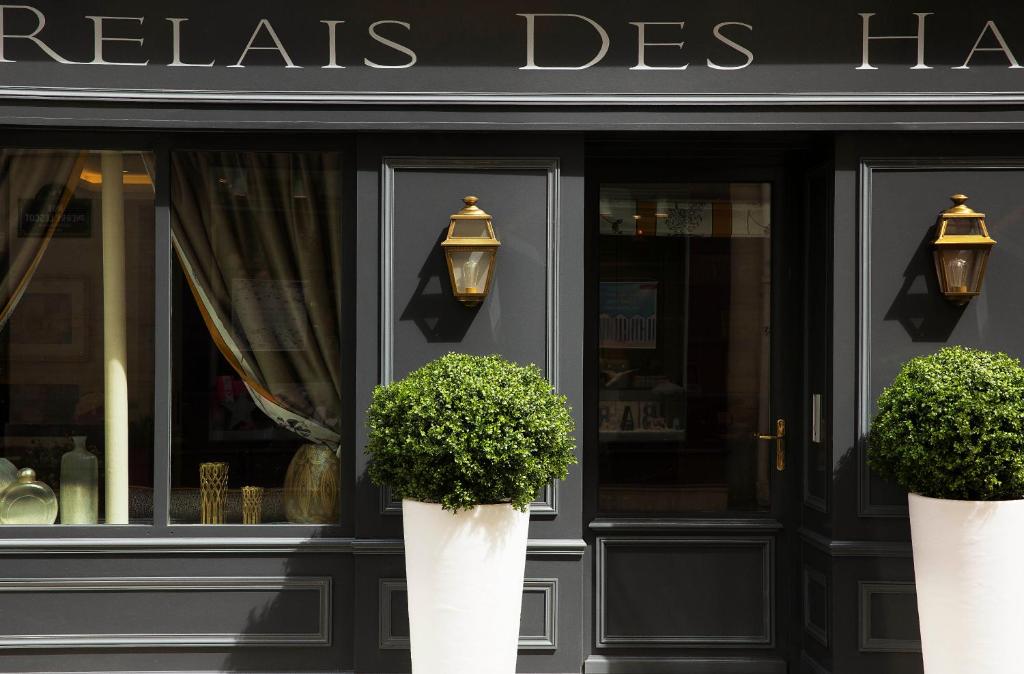 Hotel Le Relais Des Halles - Hotel Location and Overview