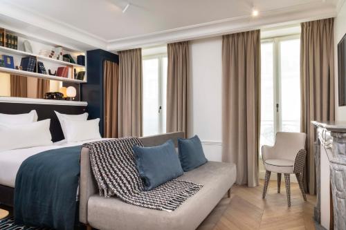 Hotel Louvre Montana - Hotel Overview and Location