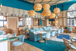 Hotel the Café De Paris - Hotel Overview