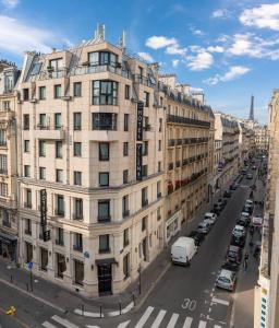 Hotel Yllen Eiffel - Hotel Overview and Location