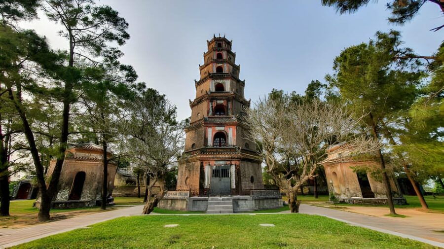 Hue: Dragon Boat Cruise, Imperial Citadel, & Market Day Trip - Trip Overview