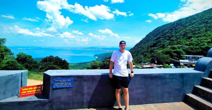 Hue: Private Car Transfer to Hoi An via Monkey Mountain