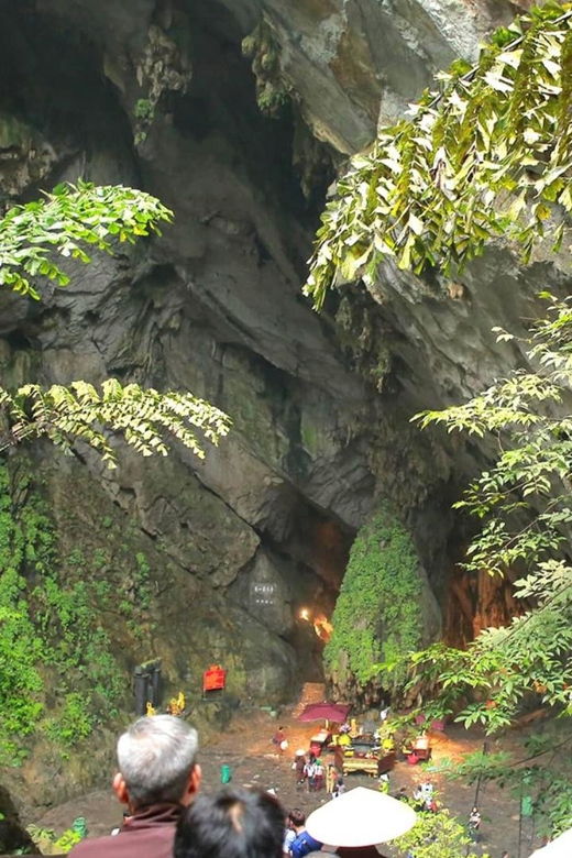 I Day Visit Perfume Pagoda