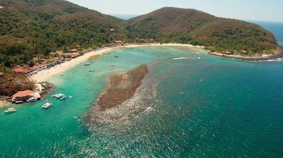 Ixtapa Zihuatanejo: Van Charters