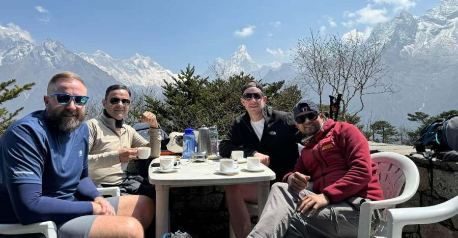 Kathmandu: Everest Base Camp Helicopter Tour With Breakfast