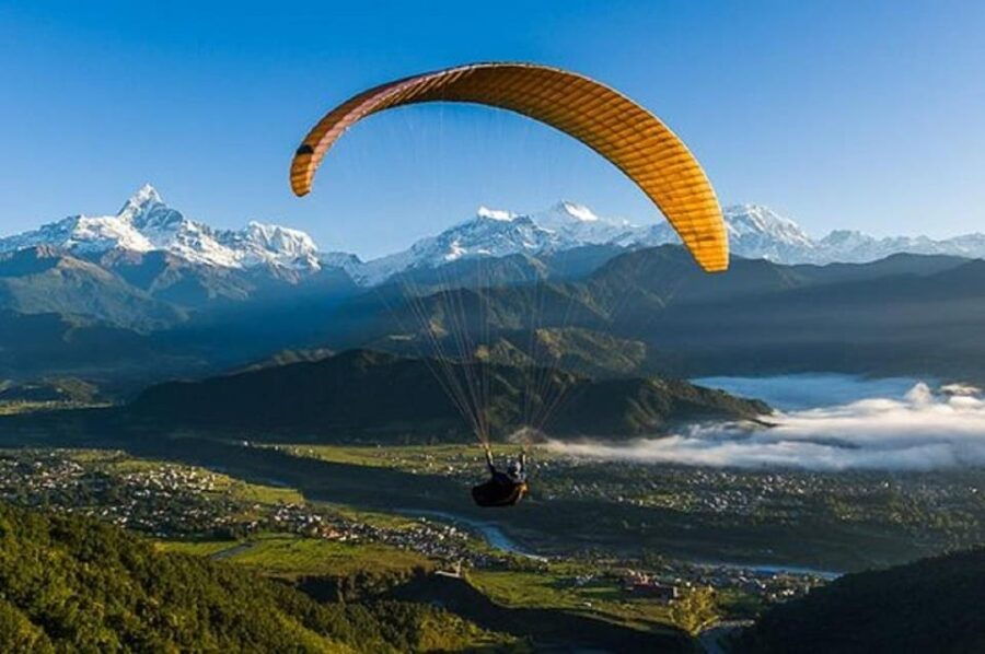 Kathmandu: Pokhara Highlights Day Tour by Flight