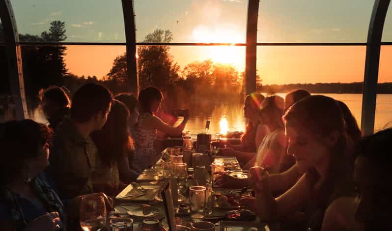 Kingston: Sunset Dinner Harbour Cruise - Overview and Pricing