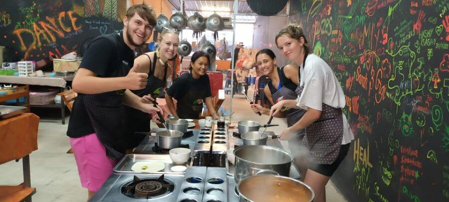 Krabi: Authentic Thai Cooking Class With Smart Cook