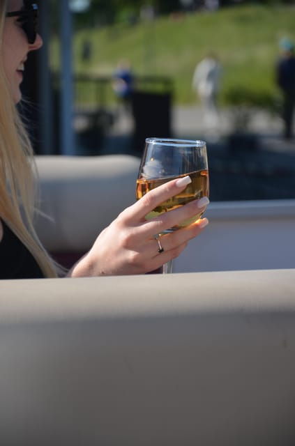 Krakow: Evening Sightseeing Cruise With Drink