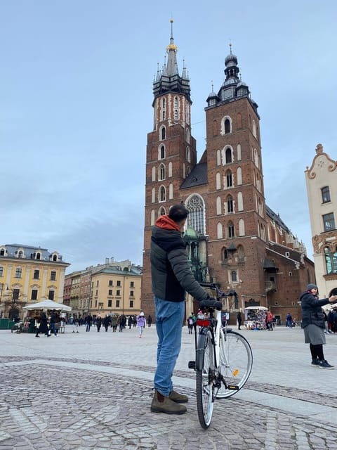 Krakow: Old Town and Kazimierz Guided Bike Tour - Tour Overview
