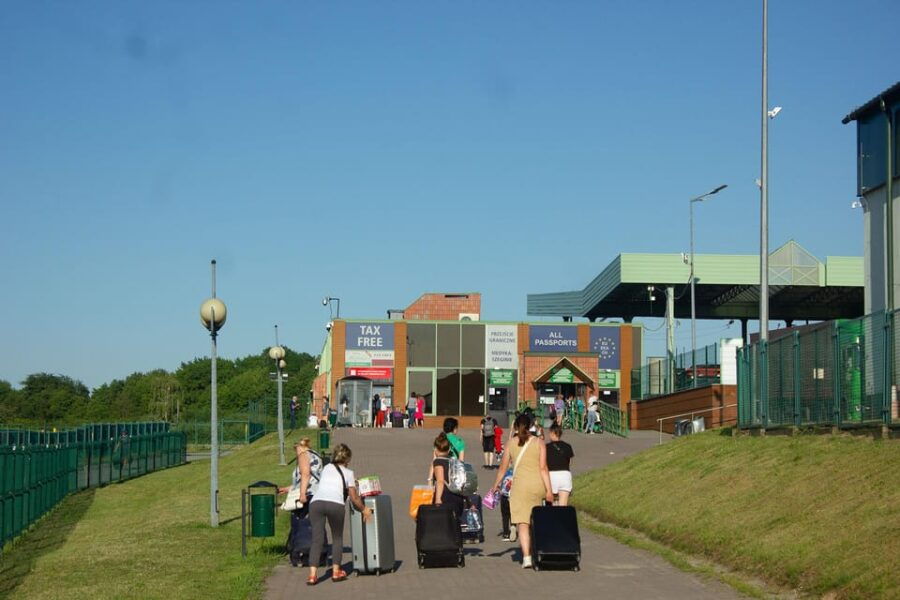 Krakow: Private Transfer to Border(Przemysl, Medyka)