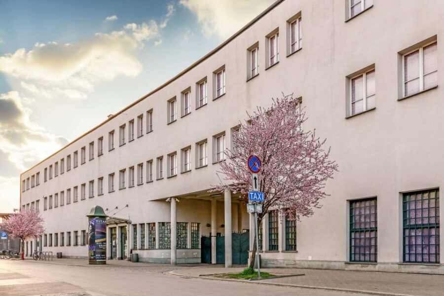 Krakow: Schindlers Factory Guided Tour