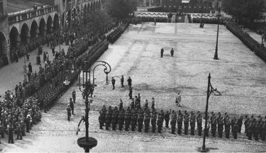 Krakow: Second World War History Guided Walking Tour