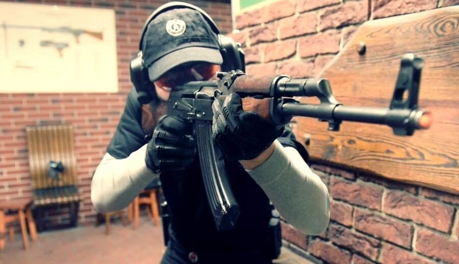 Kraków: Shooting Range Trip With Hotel Pickup and 1 Beer