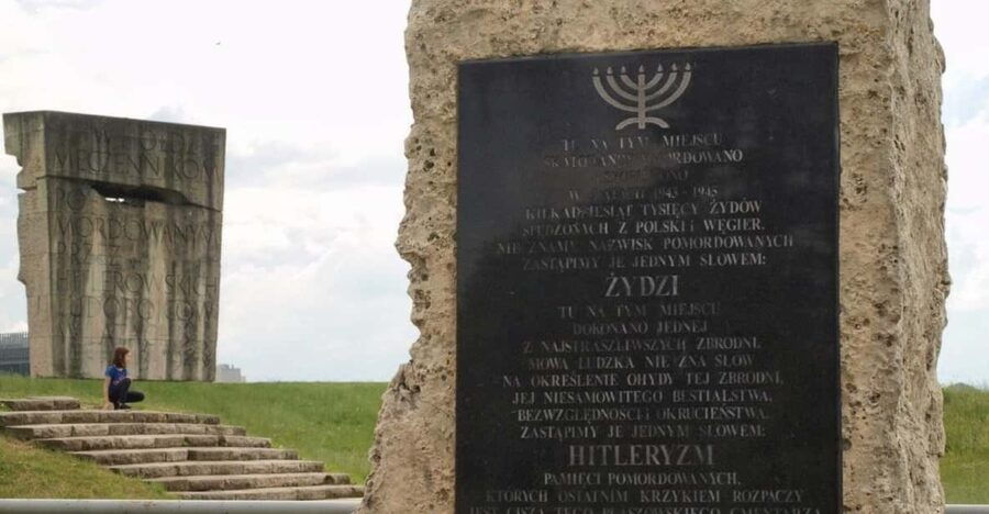 Krakows Vistula Cruise & Plaszow Concentration Camp Tour