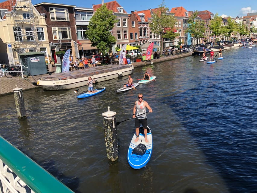 Leiden: Paddleboard Rental to Explore Leidens Canals