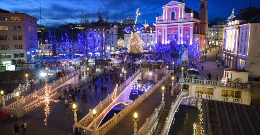Ljubljana: Tour of the Festive Decorations