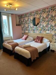 Logis Hotel De Paris - Hotel Overview