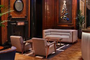 London Marriott Hotel County Hall - Hotel Overview and Location