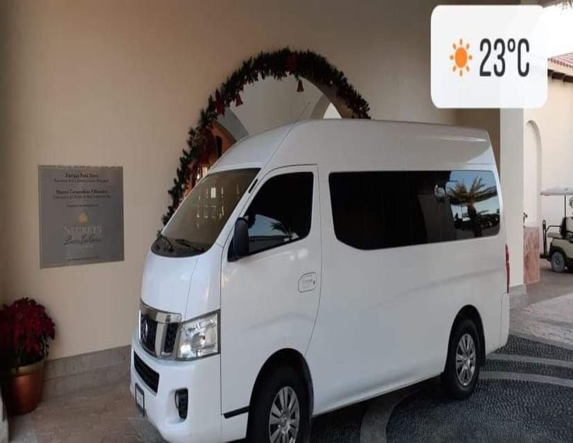 Los Cabos Airport: Group Transportation to La Paz
